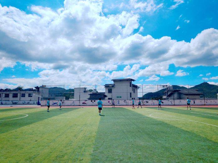 修文县第一中学入选全国青少年校园足球特色学校名单