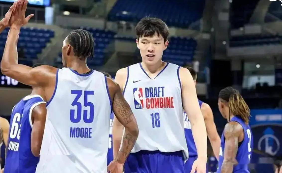 亚特兰大老鹰选中杨瀚森亚特兰大老鹰
？潜力中锋的 NBA 征程展望