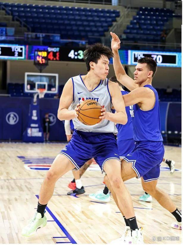亚特兰大老鹰选中杨瀚森亚特兰大老鹰
？潜力中锋的 NBA 征程展望