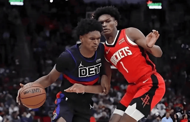 再见伊森!火箭、活塞酝酿2换1交易休斯顿火箭
,1米98前锋空降休斯顿