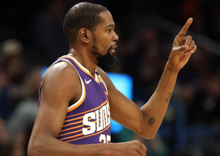 圣安东尼奥马刺朝气蓬勃圣安东尼奥马刺
,或组建超豪华三巨头阵容