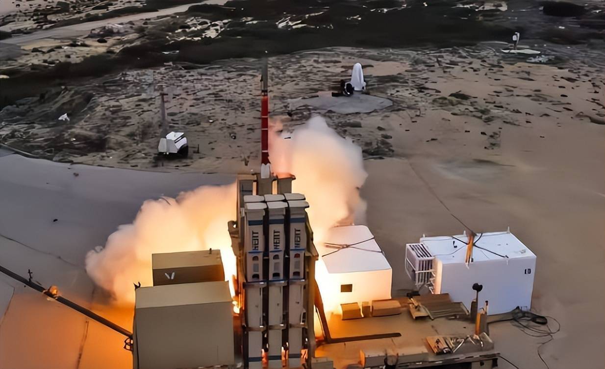 比萨德危险100倍!美国花光1750亿比萨
,妄图让东风导弹失效