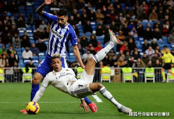 西甲联赛阿拉维斯
，阿拉维斯VS莱万特，阿拉维斯传中轰炸能都带来开门红？