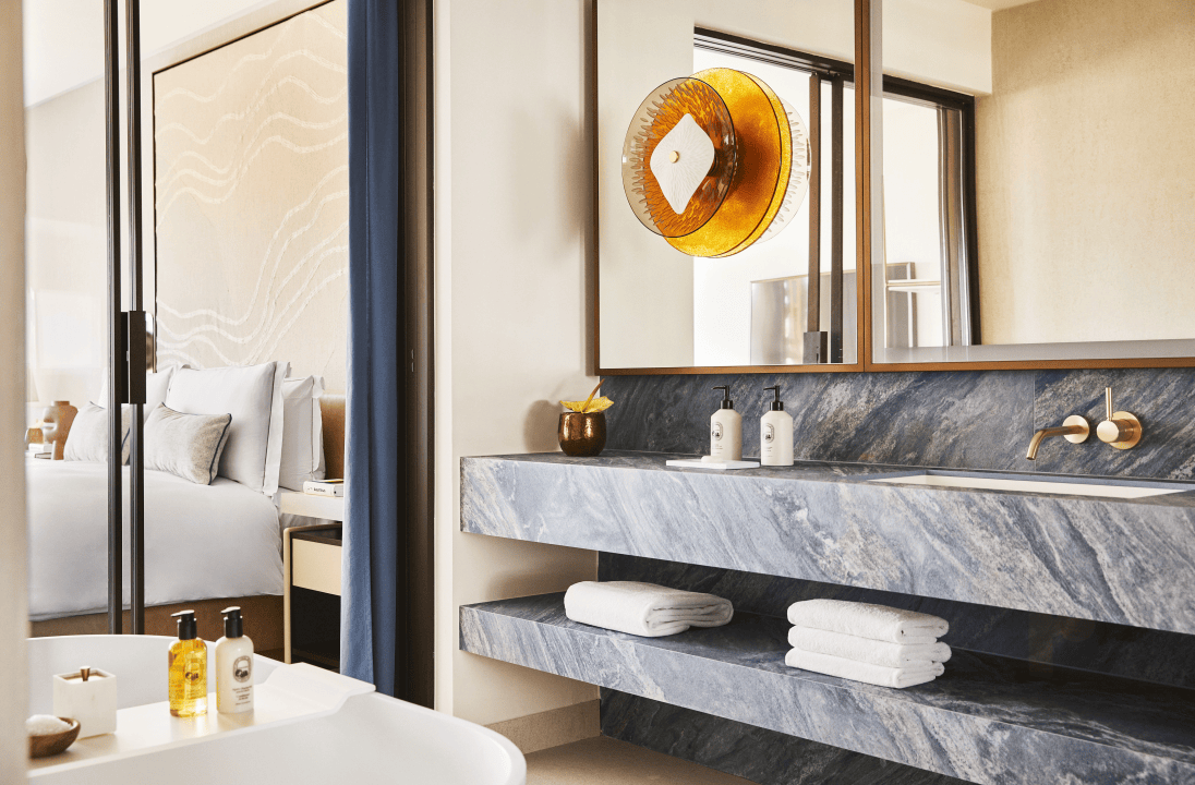 旅游媒体｜重塑典范：巴塞罗那艺术酒店未来愿景巴塞罗那
，永续经典，面向未来｜广州旅游媒体 巴塞罗那艺术酒店