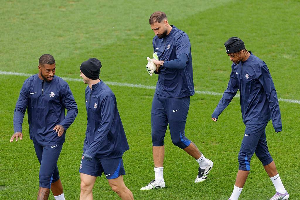 竞彩湃｜法兰克福客场挑战霍芬海姆法兰克福
，大巴黎继续小胜过关？