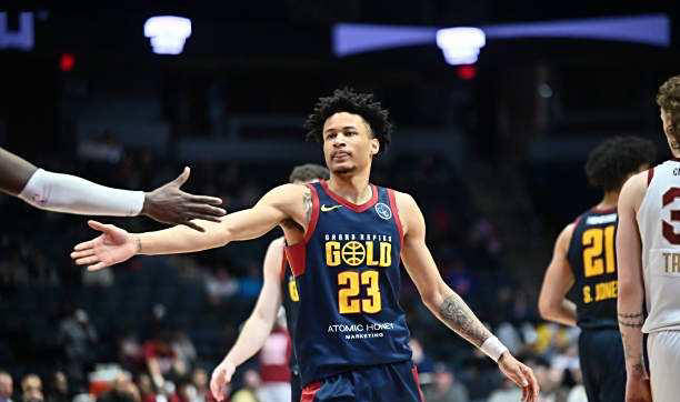 新奥尔良鹈鹕耗尽双向合同额度