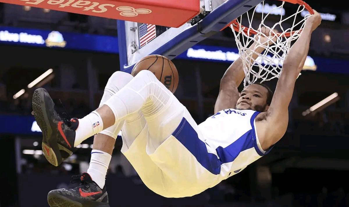 乐透秀凯文诺克斯成功签约芝加哥公牛芝加哥公牛
，重返NBA赛场