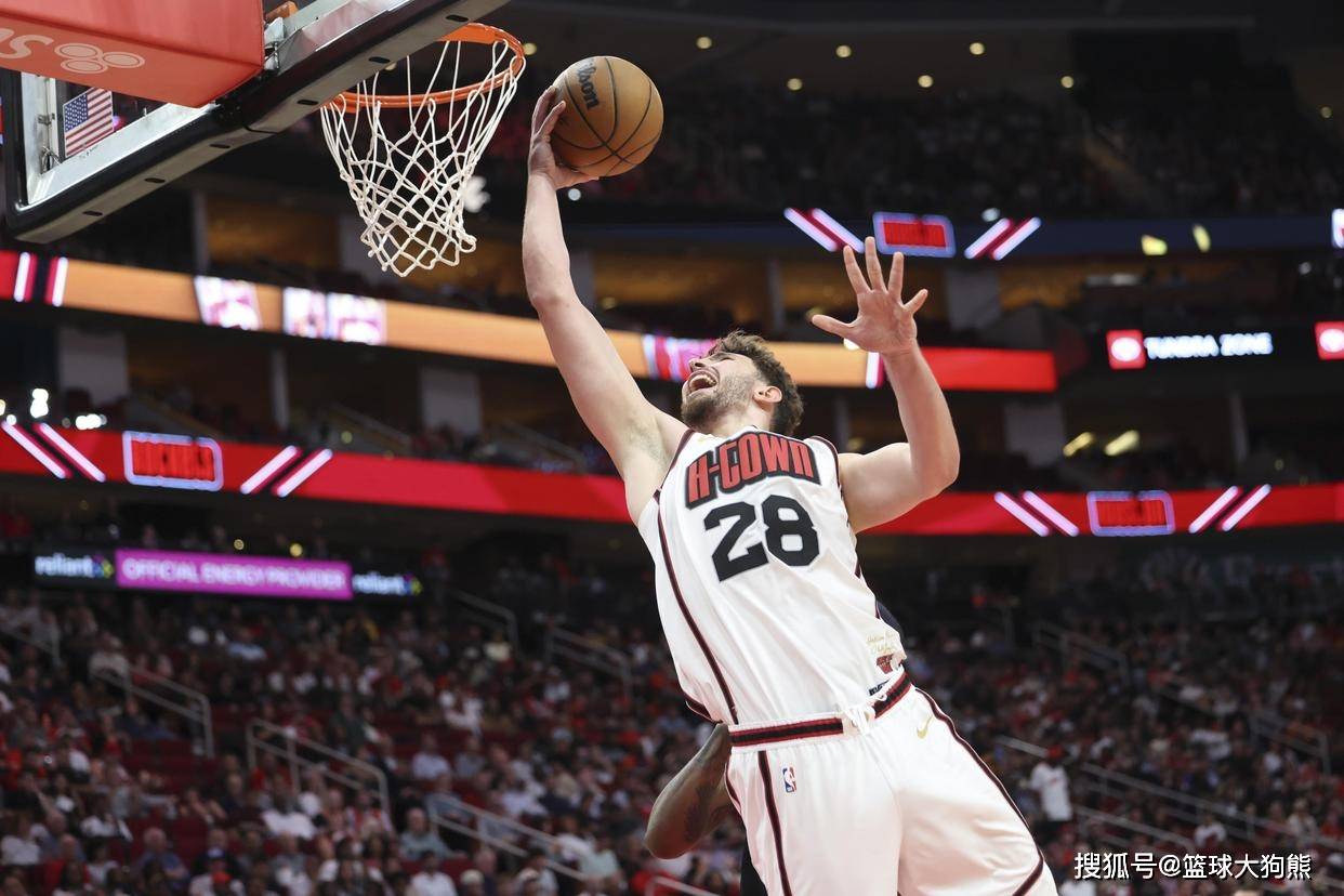 2场狂胜31个篮板！火箭队3高塔+前锋群镇守篮下火箭队
，优势再次扩大