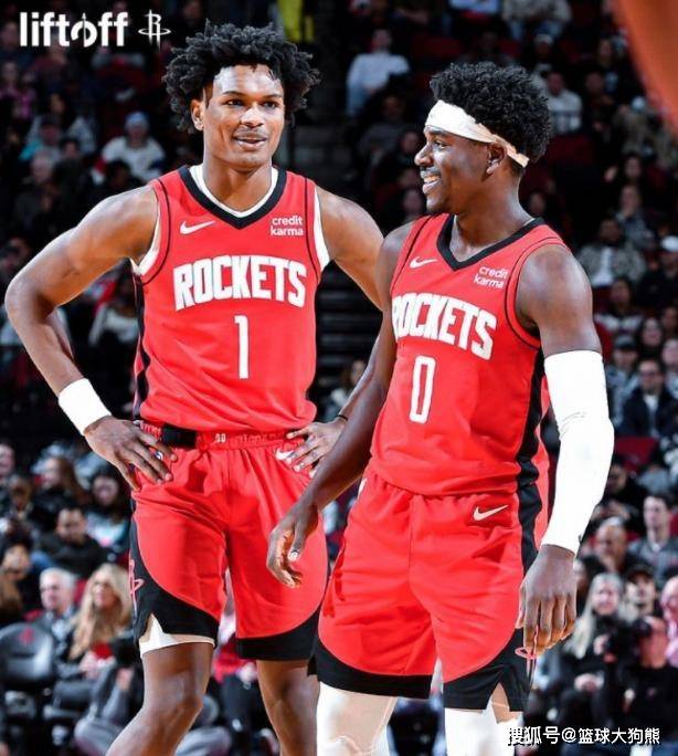 2场狂胜31个篮板！火箭队3高塔+前锋群镇守篮下火箭队
，优势再次扩大