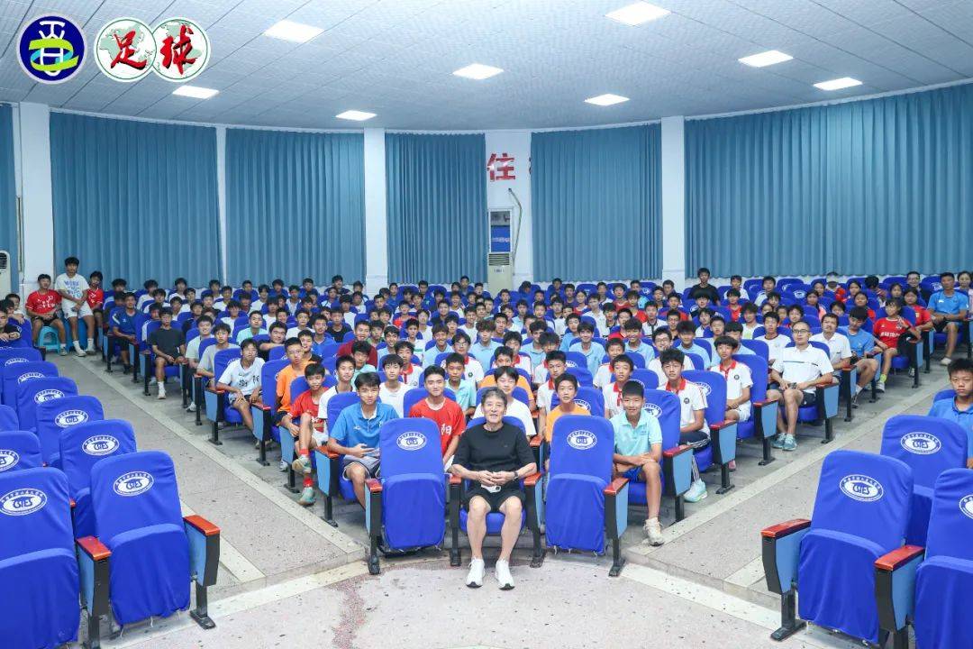 李章洙的校园足球反向思考