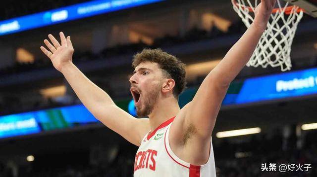 火箭队作家赞扬阿尔佩伦·森贡“问题”表现火箭队
，激励火箭队球迷