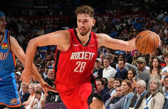 阿门出战火箭队，火箭队首发5将双塔领衔，启用第4后卫 杜兰特带队争首胜