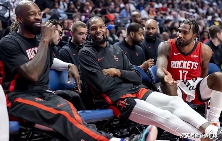 杜兰特降薪3000万续约火箭队火箭队
，鲍莫尔举报杜兰特和火箭队签约阴阳合同