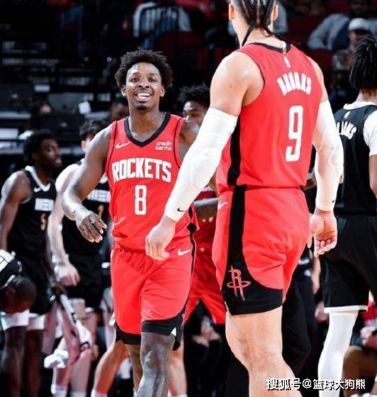 恭喜火箭队!大胜篮网火箭队
,13人阵容全部出战,距离完整阵容仅差1人