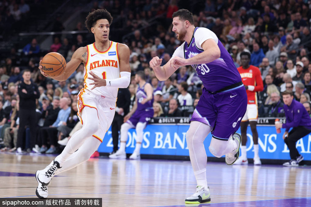 亚特兰大老鹰挑战菲尼克斯太阳菲尼克斯太阳，力争四连胜