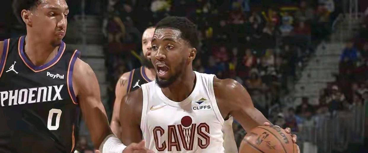 布克轰32分 克利夫兰骑士主场129-113大胜菲尼克斯太阳