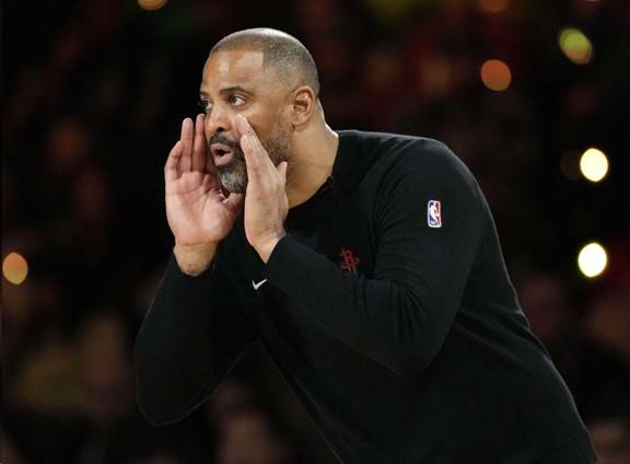 3连胜！休斯顿火箭111-106圣安东尼奥马刺圣安东尼奥马刺，正负值+15碾压准三双，火箭逆转最大功臣竟是他，新秀一战打出亿元身价